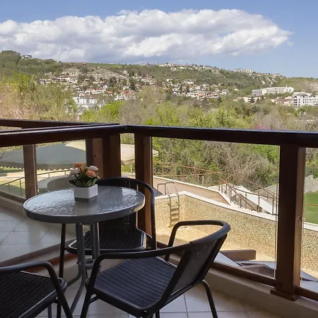 Hearth Of Sea View And Pool Lejlighed *